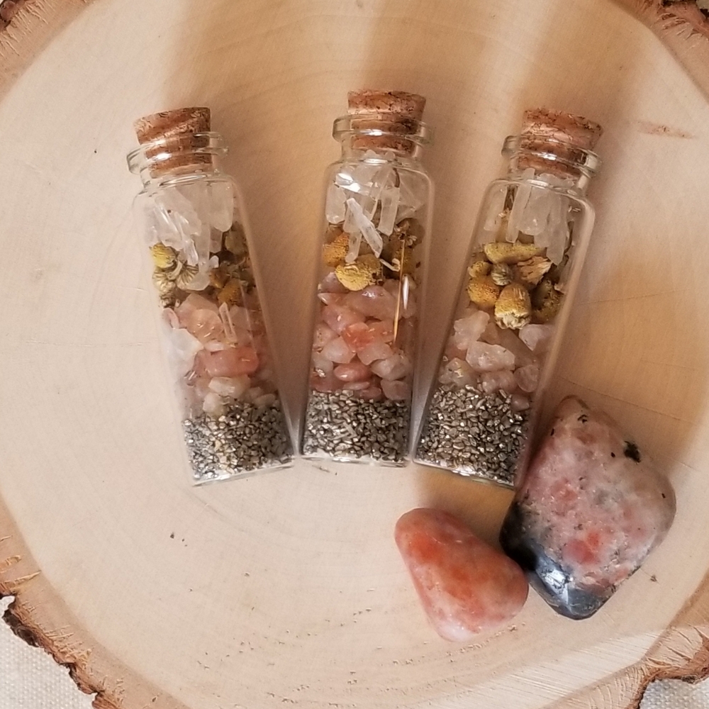 Crystal Recipe Bottle "Blessed Sunshine" - Picture 2 of 3